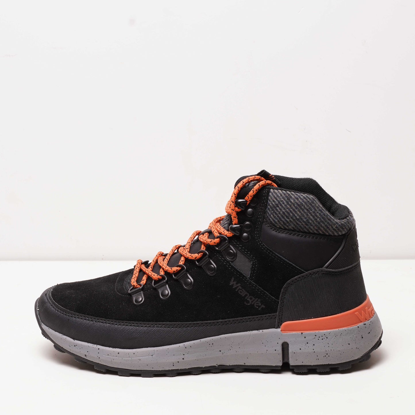 WRANGLER Mounty Peak WM22152A Black