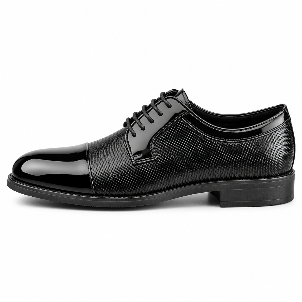 Chaussure noire vue de profil