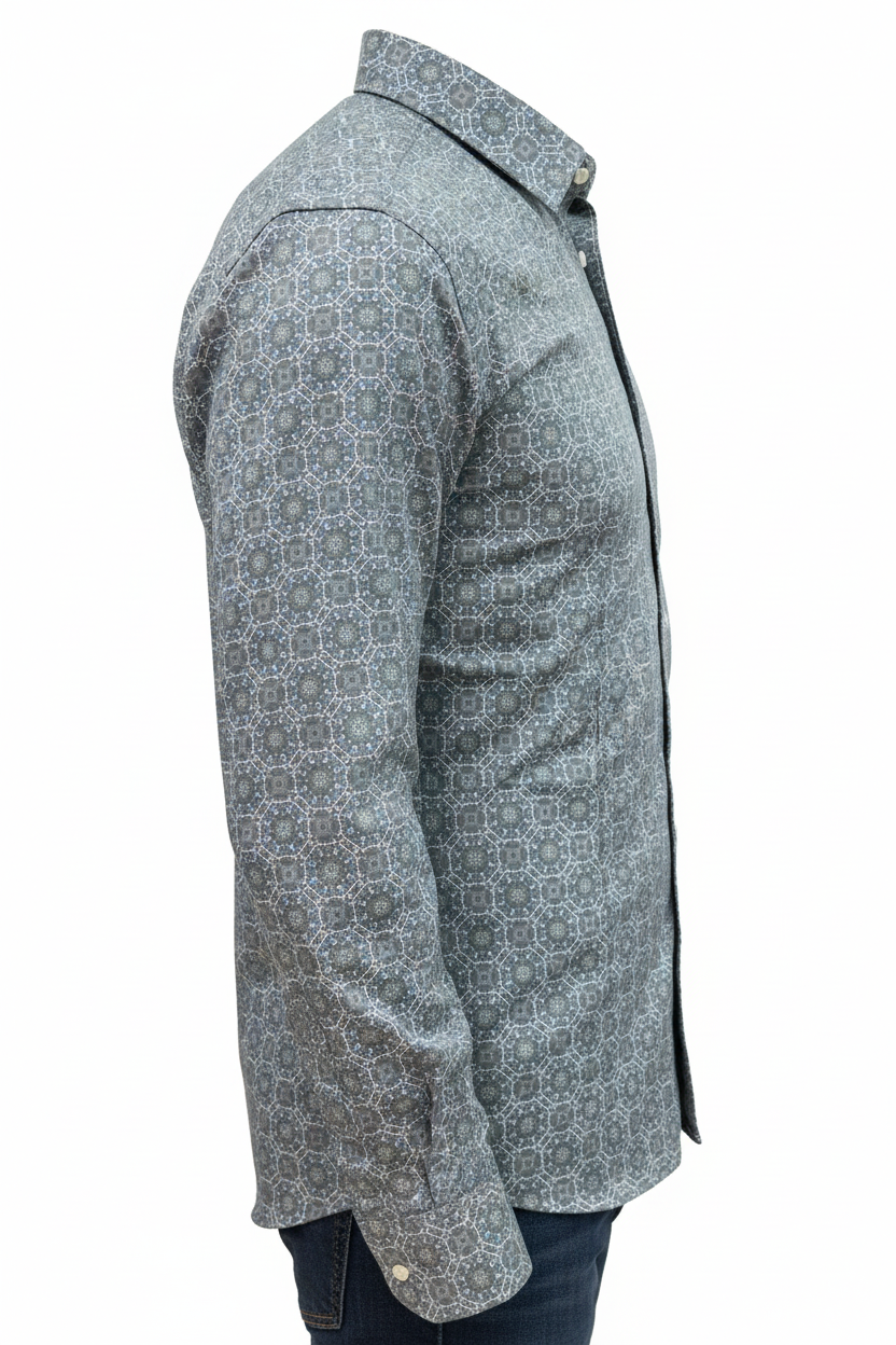 Chemise vue de profil