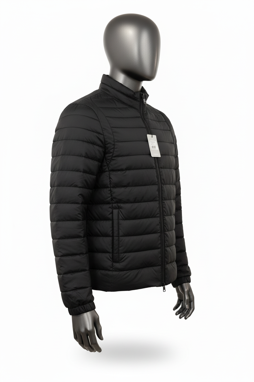 Doudoune noire profil