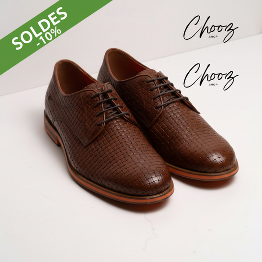 Publicité Soldes Chaussures Tressées